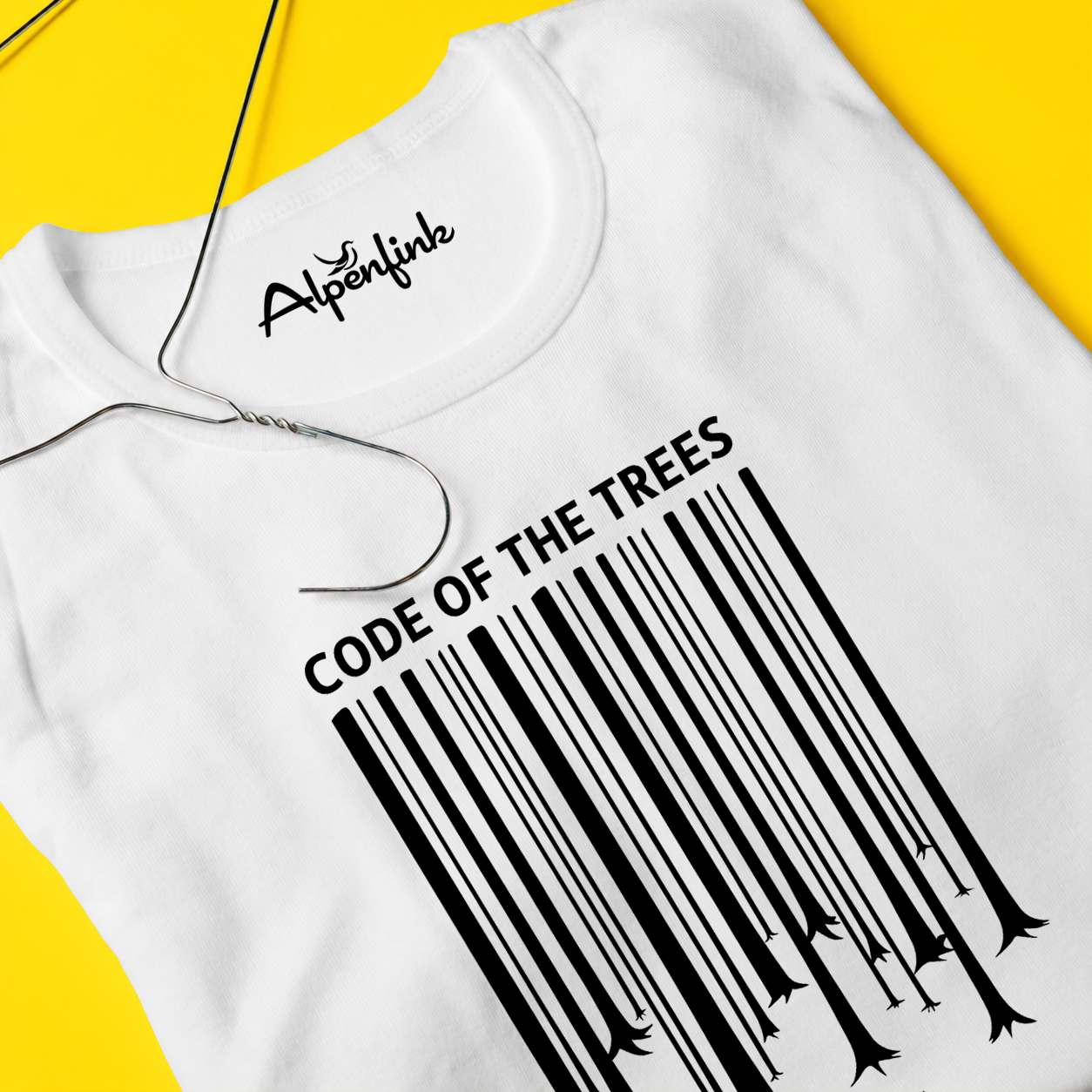 Code of the trees – Angenehm weiches Unisex Bio-Shirt