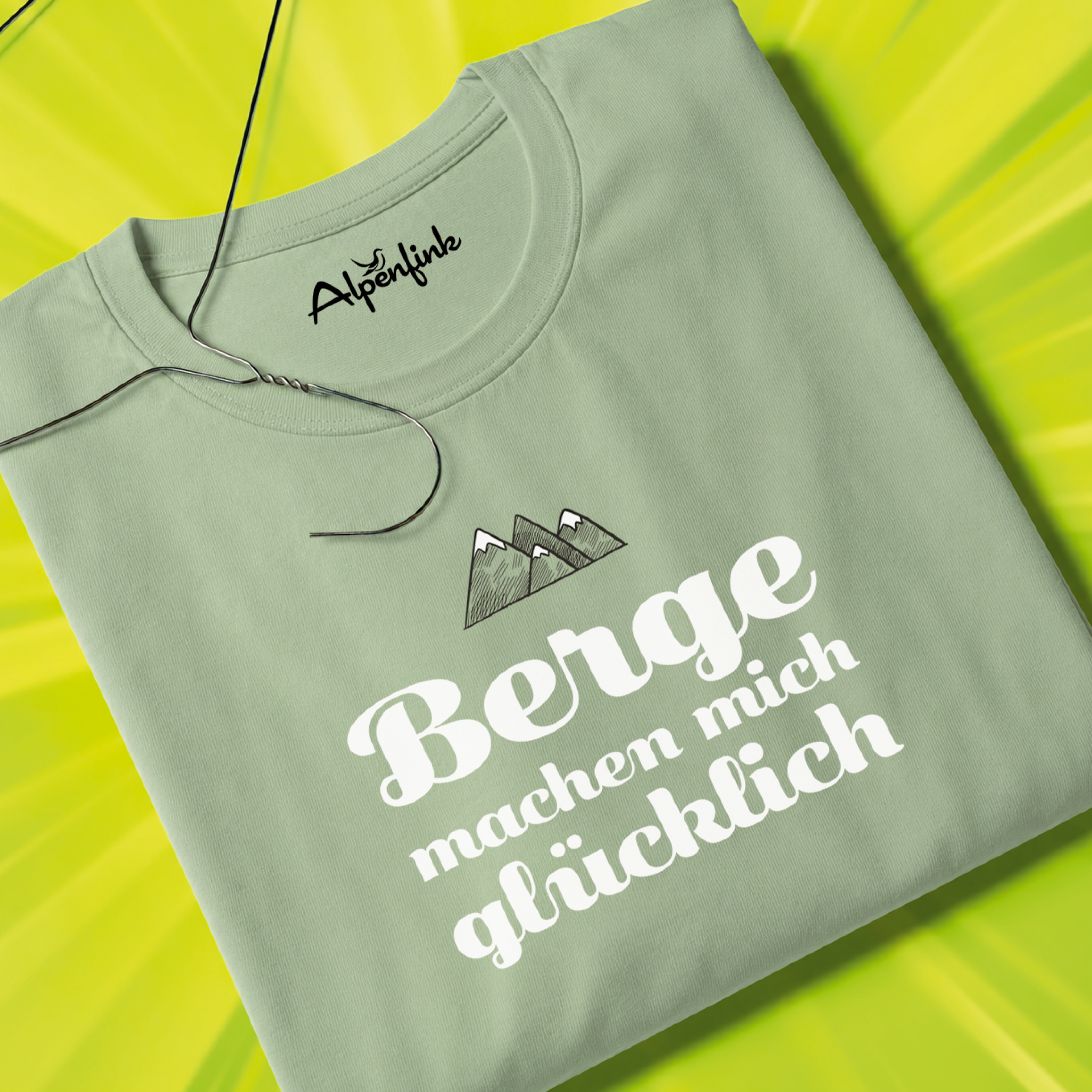 Herren Bio-T-Shirt „Berge machen mich glücklich“ von Alpenfink in Green Bay